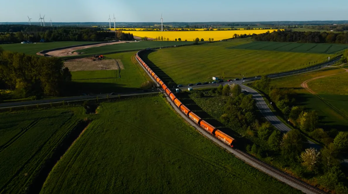 Getreidezug bei Vierow, Luftaufnahme